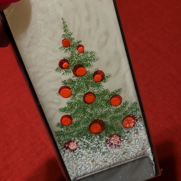 Flatyz Christmas 2 Wick Candle - Picture 2 of 8